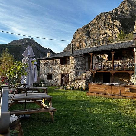 Apartamentos Rurales La Laguna Somiedo Valle de Lago Zewnętrze zdjęcie